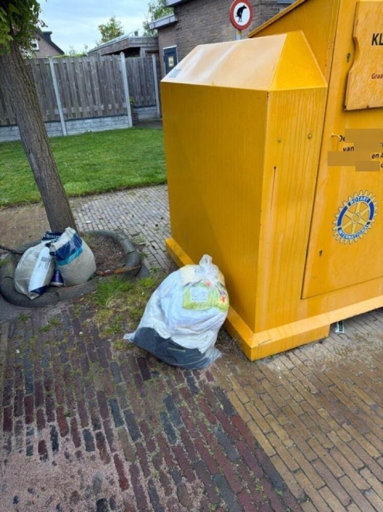 Foto bij melding 5101196 · Afval