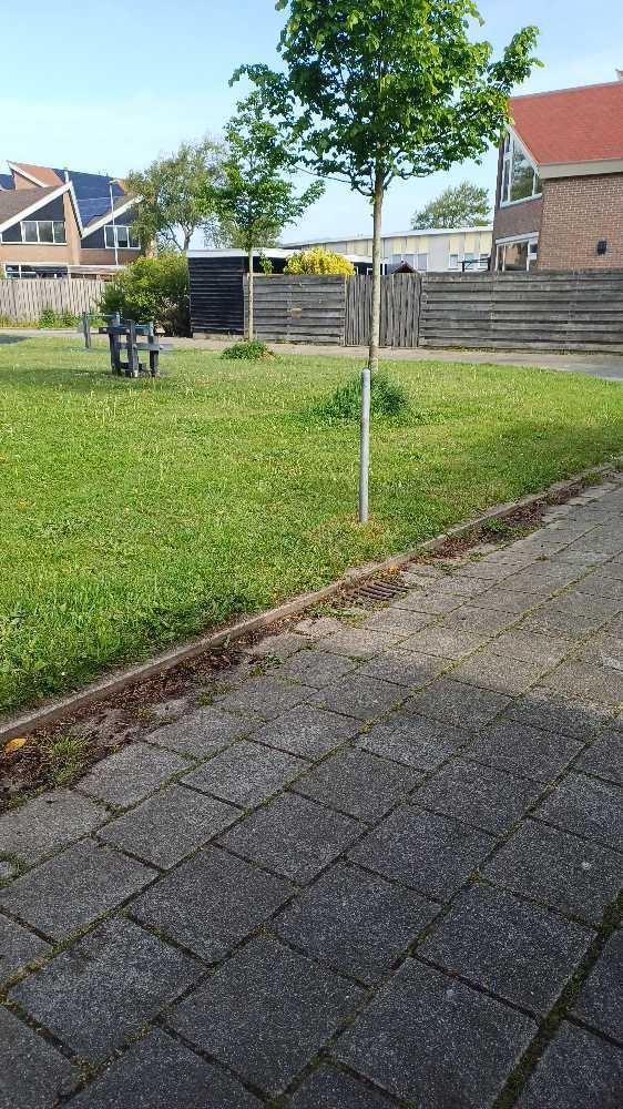 Foto bij melding 5123260 · Straatmeubilair, Verkeersborden etc